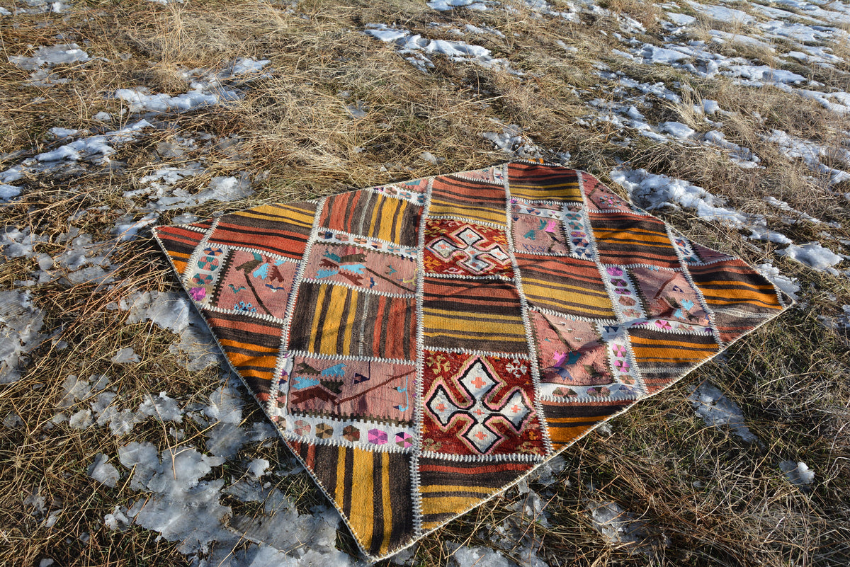 Patchwork kilim rug, patchwork rug, Turkish Rug, Vintage Rug, Oriental Rug, Oushak Rug, Morrocan Rug, Aztec kilim rug,  6.3 x 4.5 Feet AG122