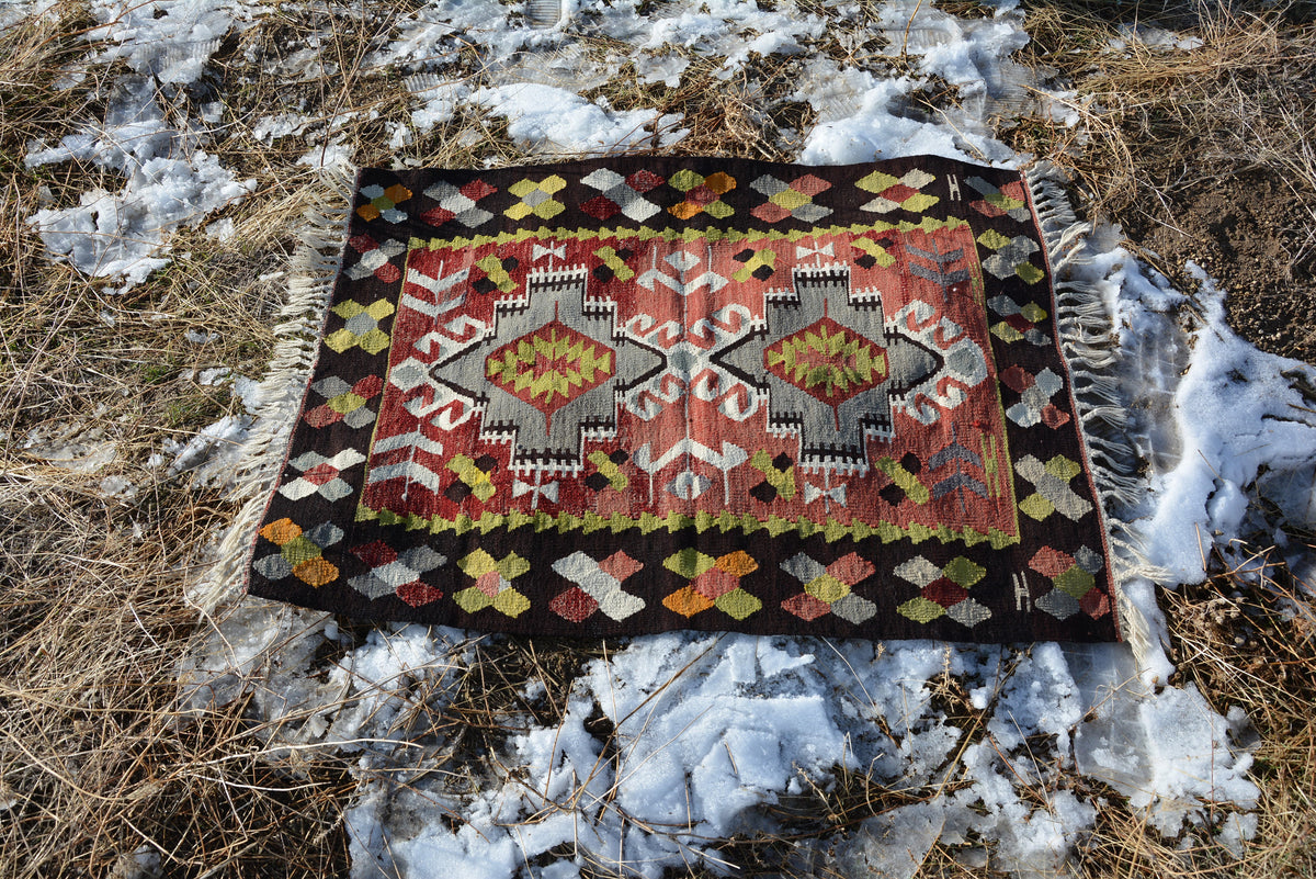 Turkish Kilim rug, Bohemian Rug, vintage rug, turkish Kilim, Turkish Rug, handwoven rug, vintage kilim rug, Kilim Rug, Rug, 3.7x2.8 Ft AG148