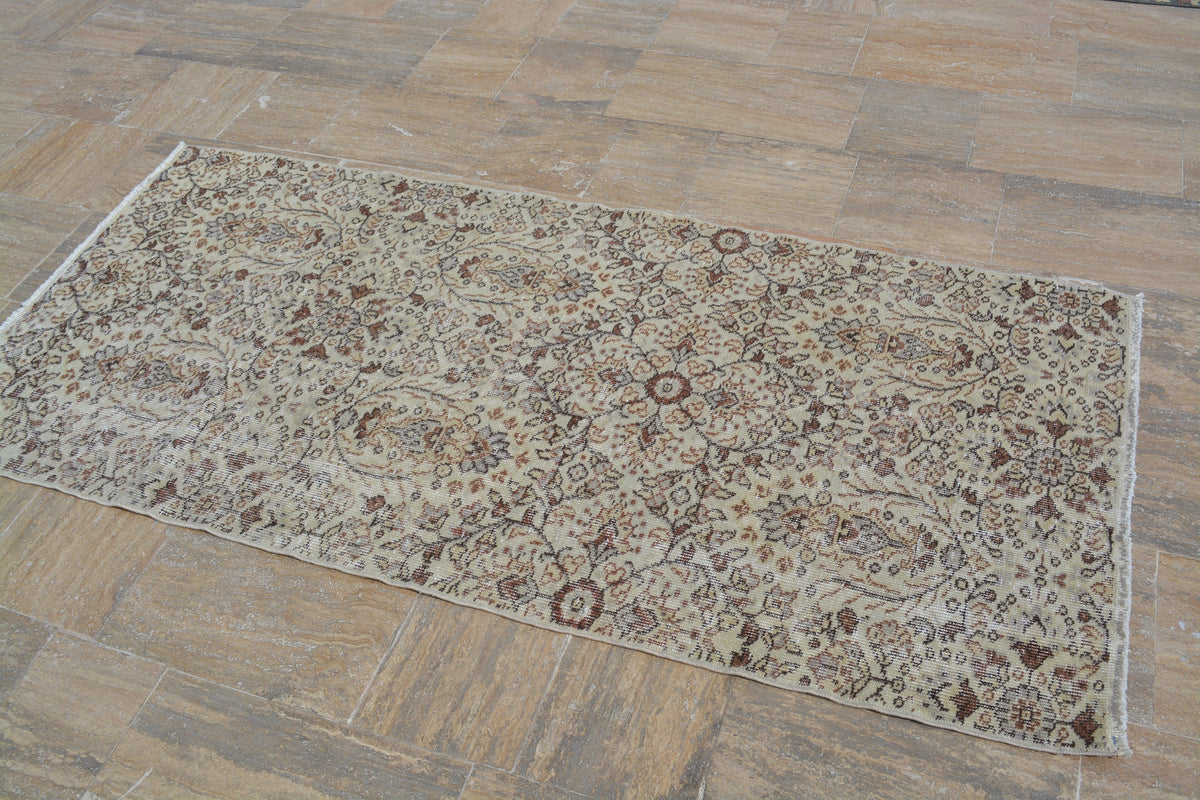 Turkish Rugs, Tribal  rugs, Antique rug, Oushak Rug, Area rug, Vintage Rugs, Turkish carpet, Medallion rug, Over dyed rug, 3.1x6.5 Ft AG498