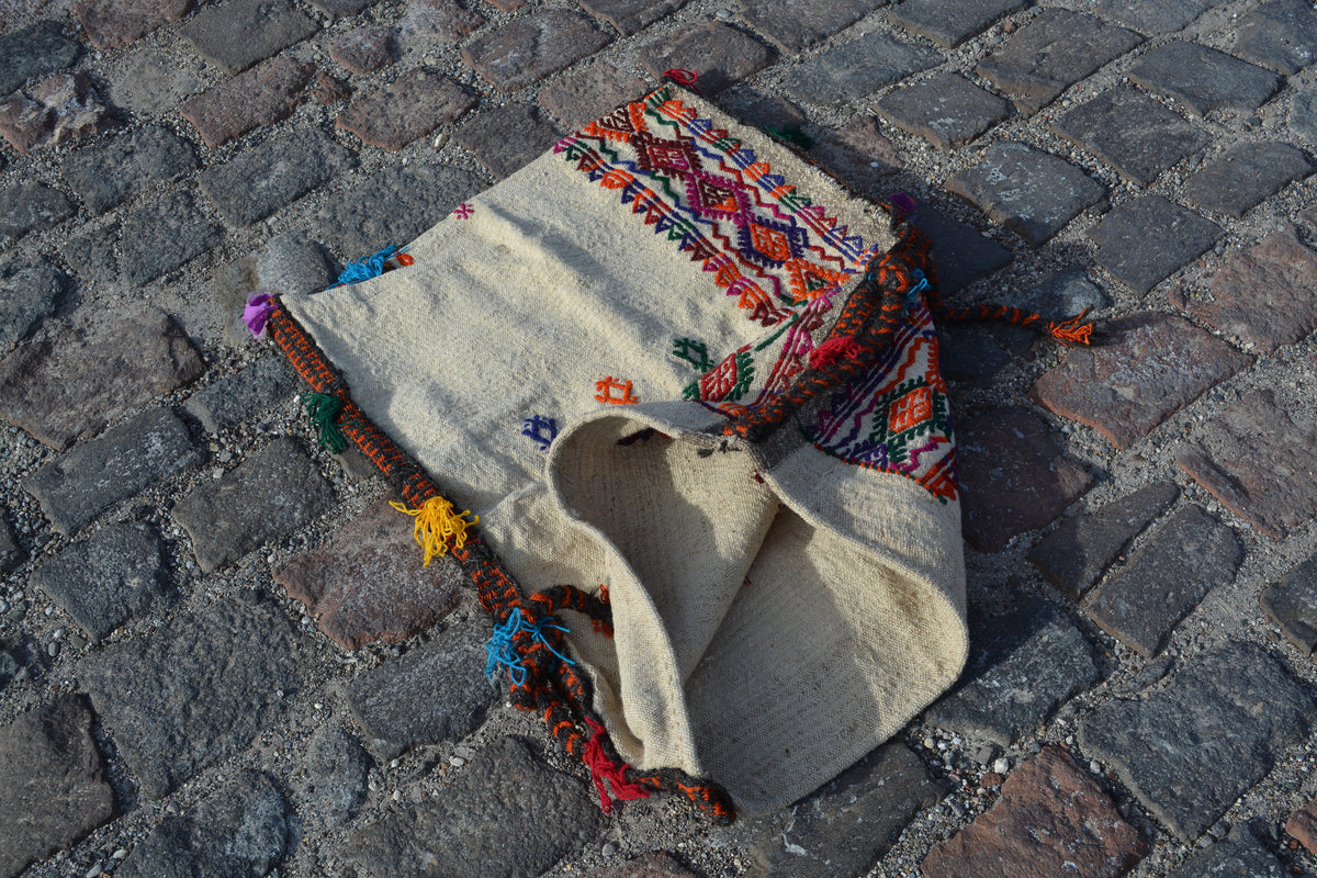 Oriental storage sack, Turkmen chuval, Turkish kilim rugs, Tekke chuval, Vintage decor, Turkish bag pillows, Kilim pillows, 2.2x3.2 Ft AG571