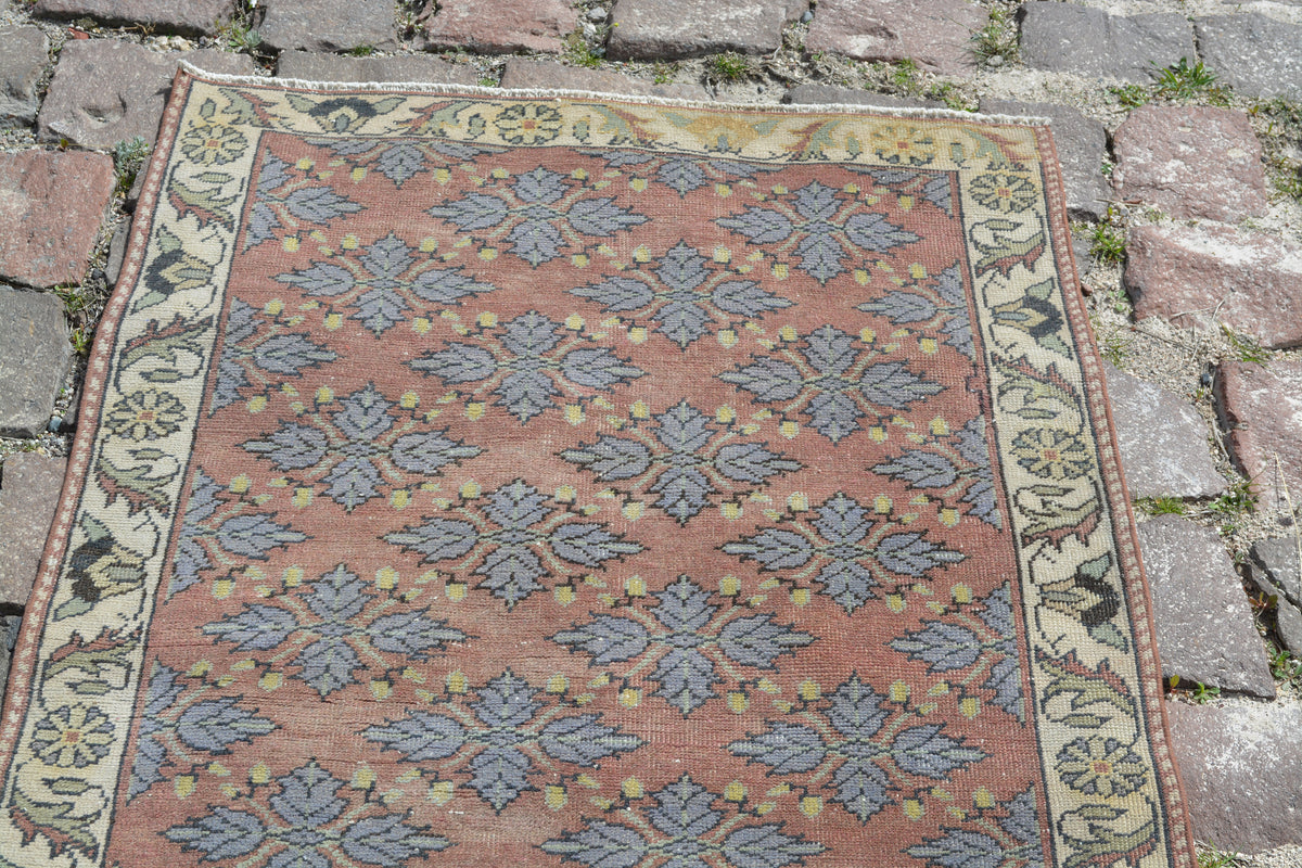 Turkish runner rug, Vintage turkish rugs, Area rug, vintage rug, oushak rug, decorative organic rug, Handmade Oriental rug, 2.9x5.2 Ft AG611
