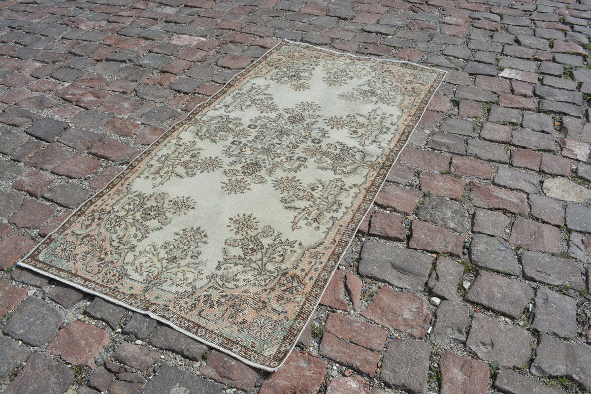 Oriental rug, Turkish Rugs,  Oushak rug, Boho rug, Area rug, Vintage Rugs, Turkish carpet, medium size rug, Over dyed rug, 3.7x7.2 Ft AG586