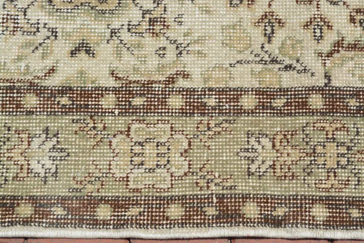 Vintage Rug, Beige Distressed  Floral Rug, Bedroom Hallway Rug Runner,  Home Decorative Anatolian Rug,  3.7x6.6 Ft AG628