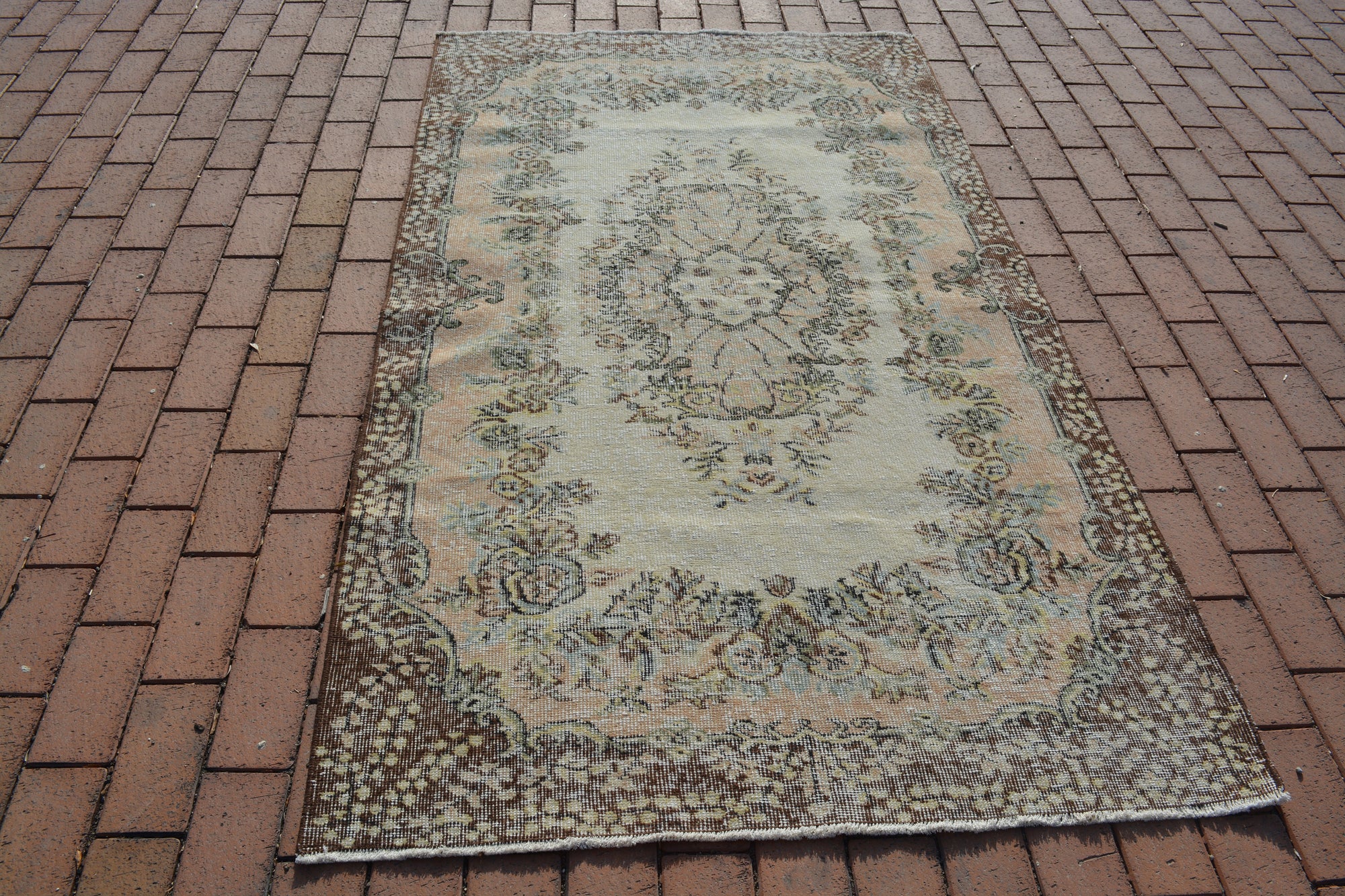 Vintage Rug, Turkish Home Rugs, 4x7 Rugs, Area  Runner Rugs, Natural  Hand Woven Rugs,   3.8X6.8 Ft AG850