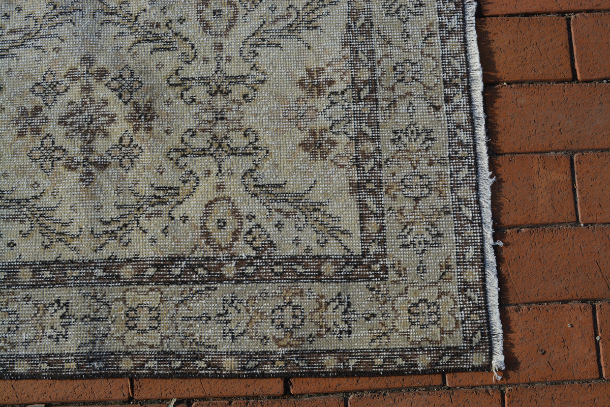 Vintage Rug, Vintage  Floor Kilim Rugs, Small Turkish  Bohemian Hand Knotted Rugs,  3.8X6.9 Ft AG854