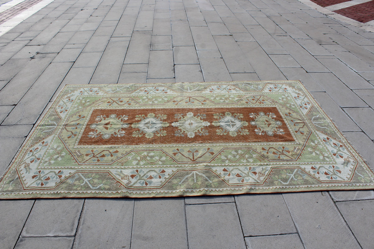 Vintage Rug, Vintage Carpet Muted Oriental Rug, Pastel Turkish Vintage Alfombra Tapis Rug,   5.1 x 8.2 Feet  AG885