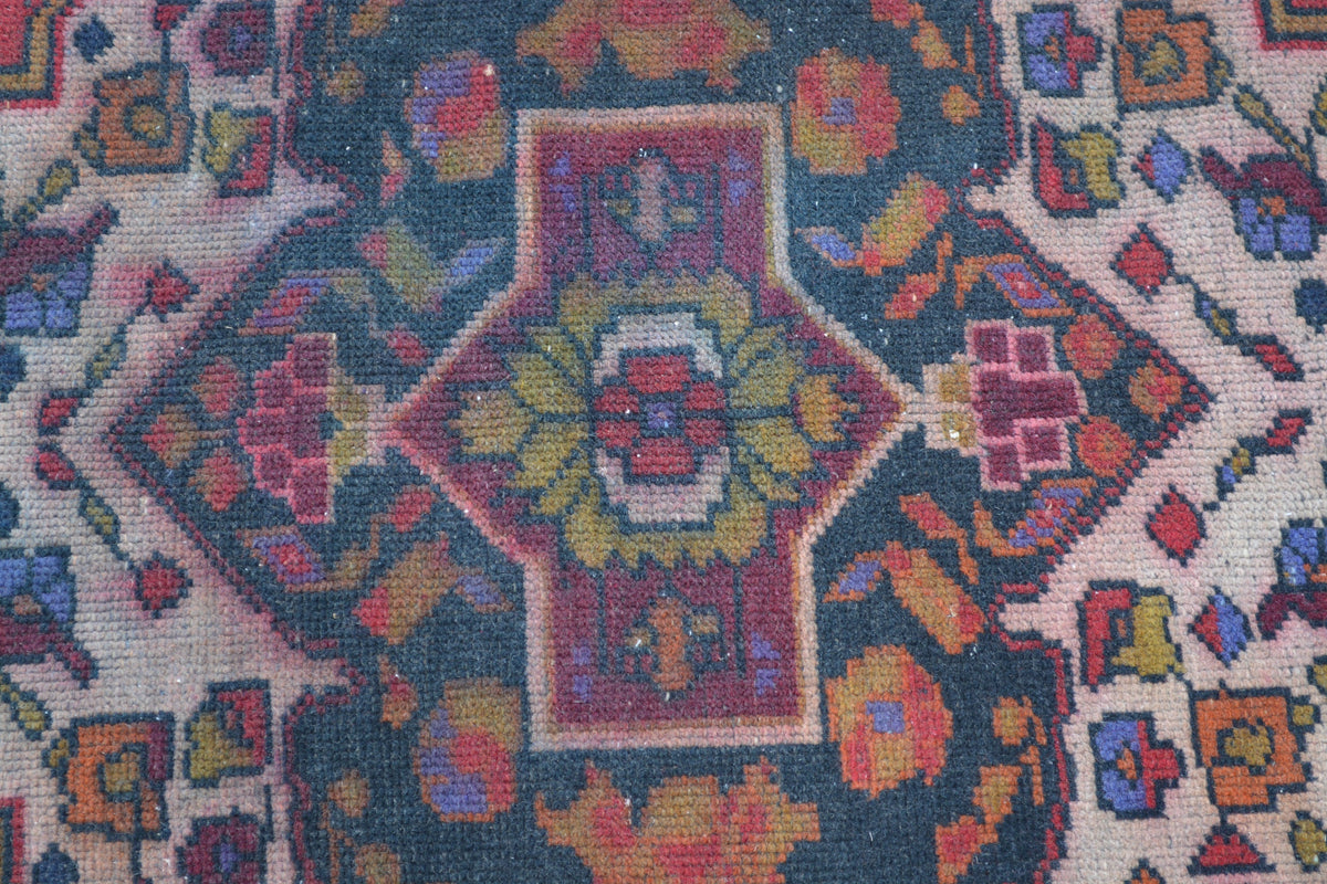 Vintage Rug, Antique Kilim Design Hand Knotted Rug, Small Anatolian Rug, Kitchen Rug,  4.2 x 7  Feet AG986