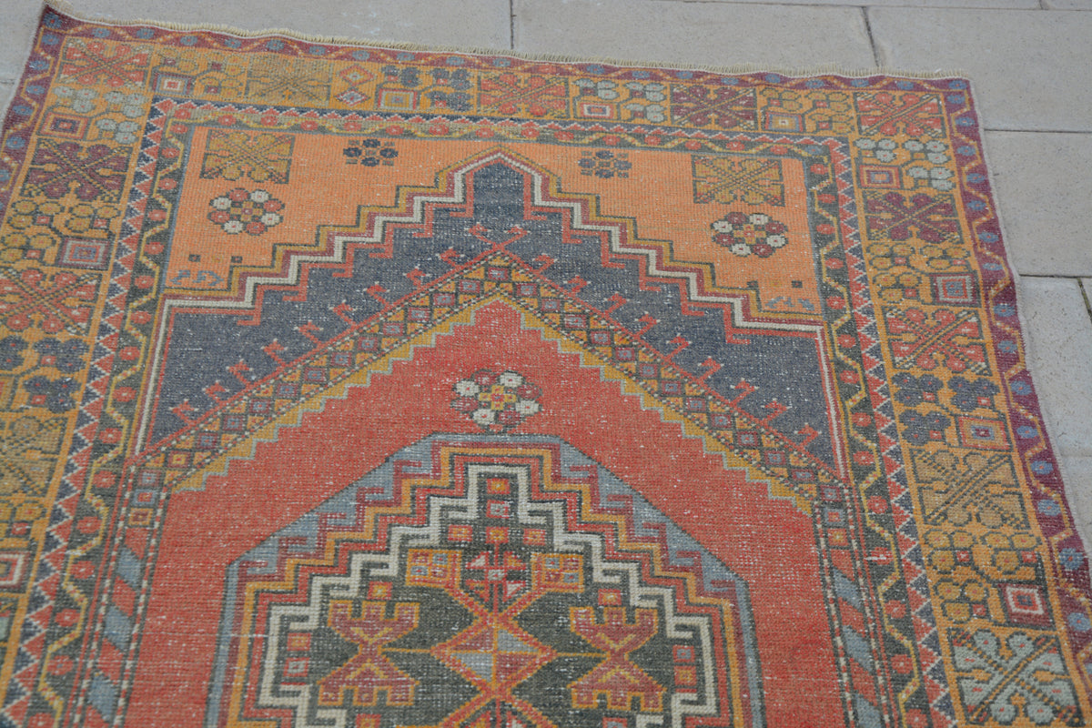 Discount Rugs Online, Turkish Carpet Patterns, Damask Rug, Area Rugs Online, Oriental Rug Dealers,            3.6 x 6.5  Feet AG1075