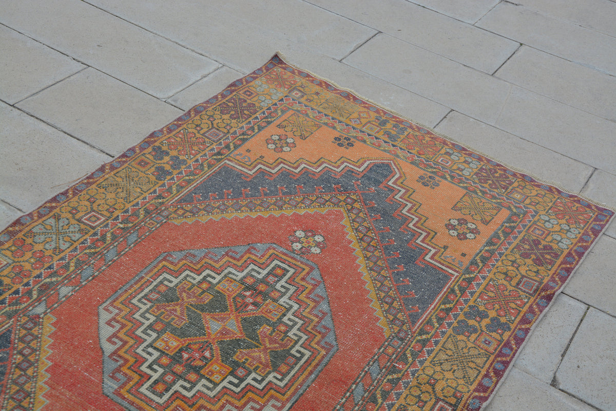 Discount Rugs Online, Turkish Carpet Patterns, Damask Rug, Area Rugs Online, Oriental Rug Dealers,            3.6 x 6.5  Feet AG1075