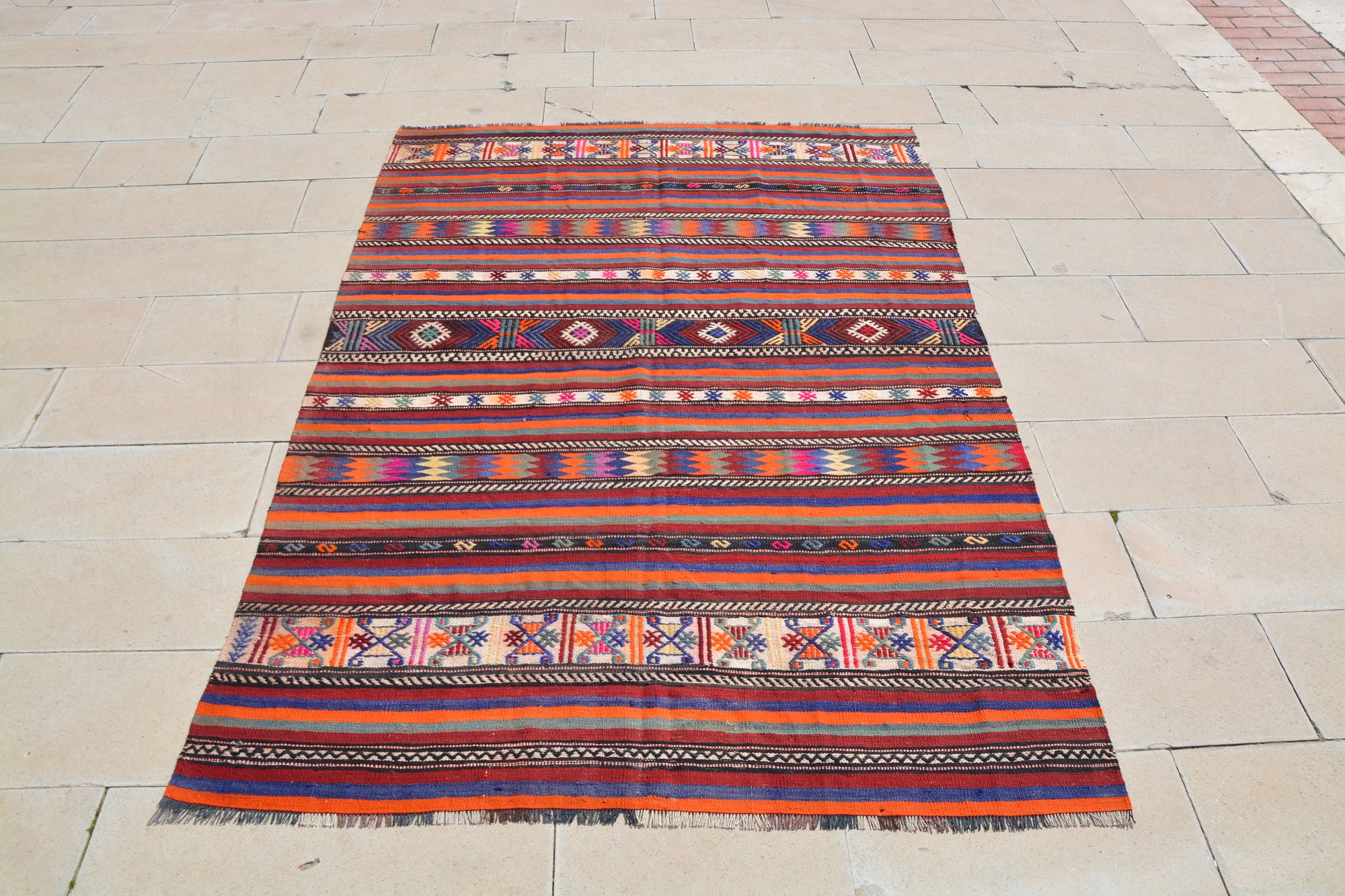 Turkish Kilim Rug, Turkish Area Rug, Weaving Rug, Rug Oushak Brown Area Rug, Vintage Runner Rug,       5.9 x 8.2  Feet AG1015