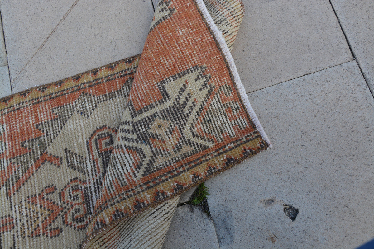 Turkish Carpets and Kilims, Antique Turkish Rug , Small Turkish Carpet, Turkish Oriental Rugs, Bathroom Rug,        1.5 x 3.0 Feet AG1211