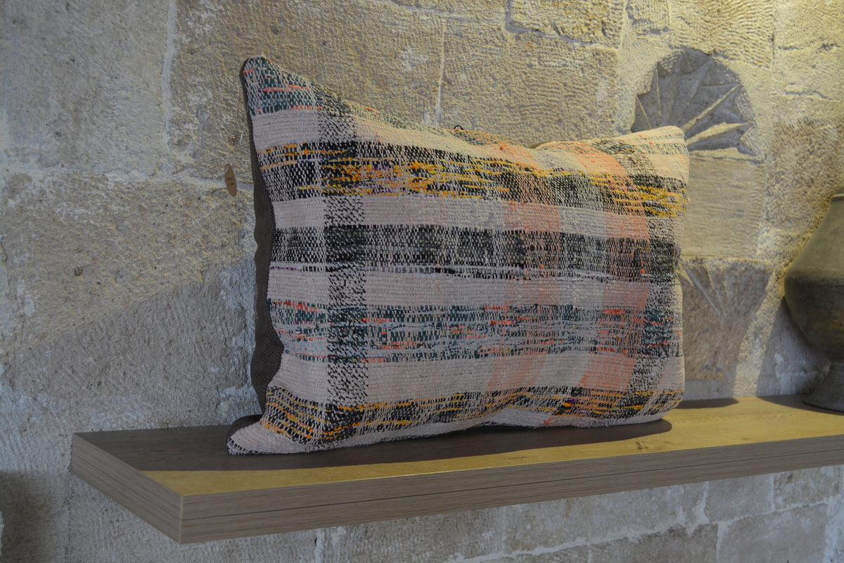 Boho Pillow Cover, Linen Pillow, Turksih Kilim Pillow, 16x24 Kilim Pillow, Kilim Bag, Kilim Throw Pillows,      16”x24” - EA212