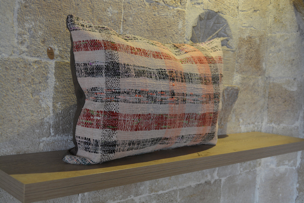 Embroidered Cushion, Boho Cushion Kilim, Boho Fabric Kilim, Cushion Ethnic Cushion, Soft Cushion,         16”x24” - EA311