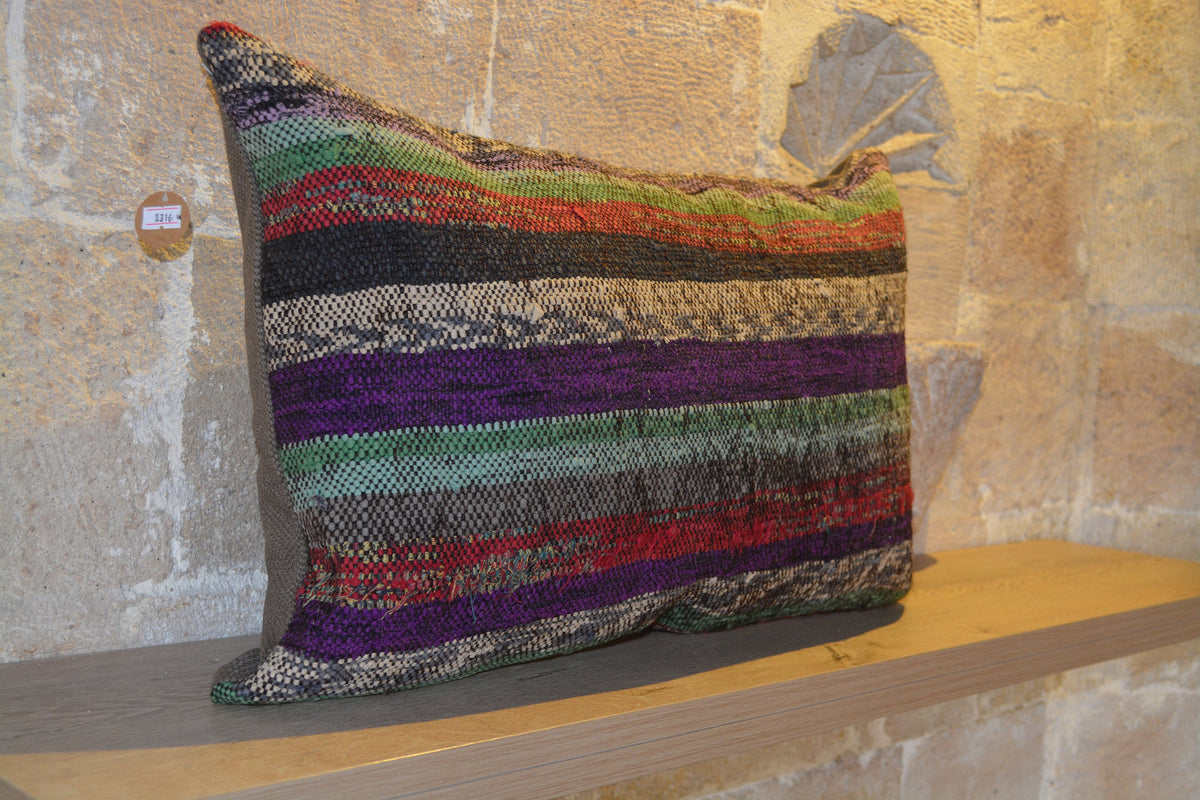 Wool Cushion, Bespoke Kilim Pillows, Abra Wool Cushion, Cushion Cushion, Vintage Kilims, Turkish Kilim Cushion,         16”x24” - EA316