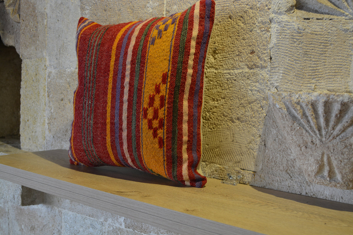 Turkish Kilim  Cushion Cover, Kilim Pillow Case, Kilim Rug Pillow, Vintage Kilim Pillow, Floor Cushion, 16”x16”- EA410