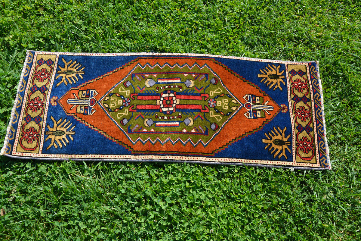 Small Turkish Rug, Area Rug, Vintage Rugs, Bohemian Oriental Turkish Rug, Oushak Rug, Antique Rug,           1.4 x 3.9 Feet AG1385