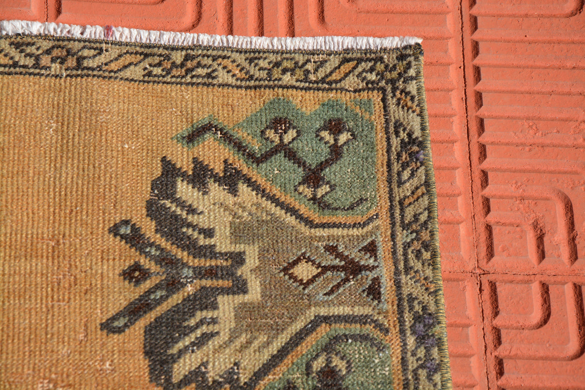 Turkish Handwoven Rug, Vintage Rugs, Corridor Rug, Turkish Small Rug, Berber Rug, Designer Turkish Area Rug,         1.7 x 3.0 Feet AG1581