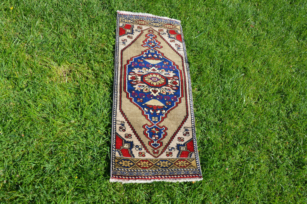 Antique Rug, Small Area Rug, Colorful Rug, Oriental Rug, Oriental Rug, Persian Style Rug, Tribal Rug, Moroccan Rug,    1.4 x 3.5 Feet AG1389