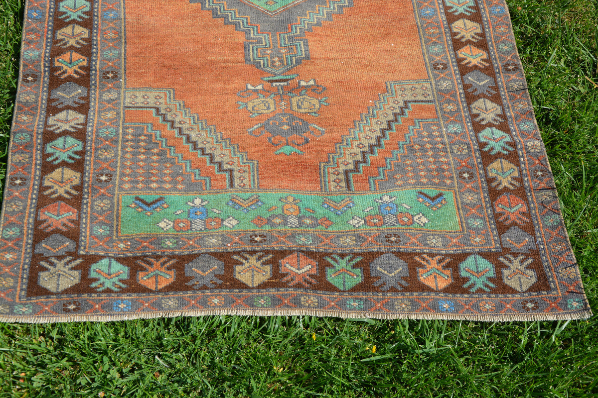 Geometric Faded Oriental Rug, Vintage Turkey Rug, Rug,Handmade Doormat Rug, Turkey Vintage Rug, Faded Turkish  Rug,   3.2 x 6.2 Feet AG1422