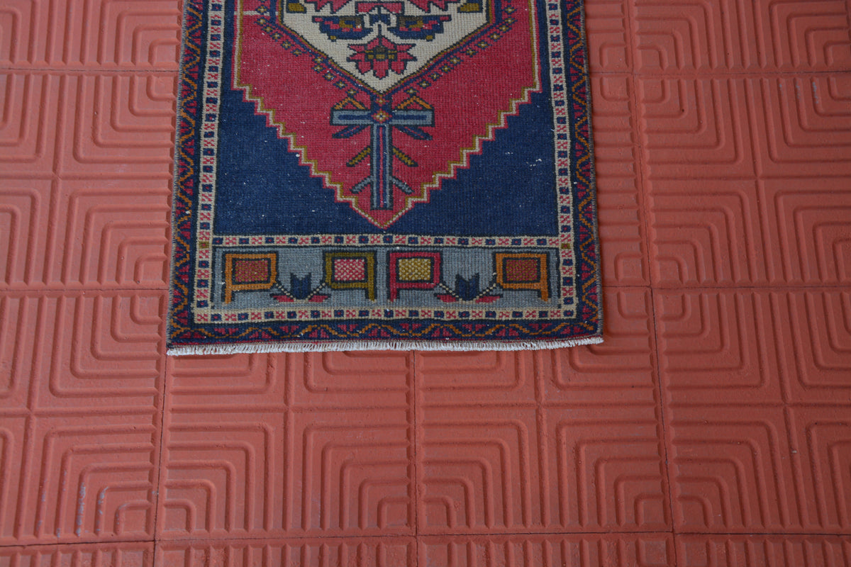 Turkish Rug, Door Mat Oushak Rug, Oriental Rug, Turkish Rug, Small Rug, Vintage Rug, Oushak Oriental Rug,  1.7 x 3.2 Feet AG1731