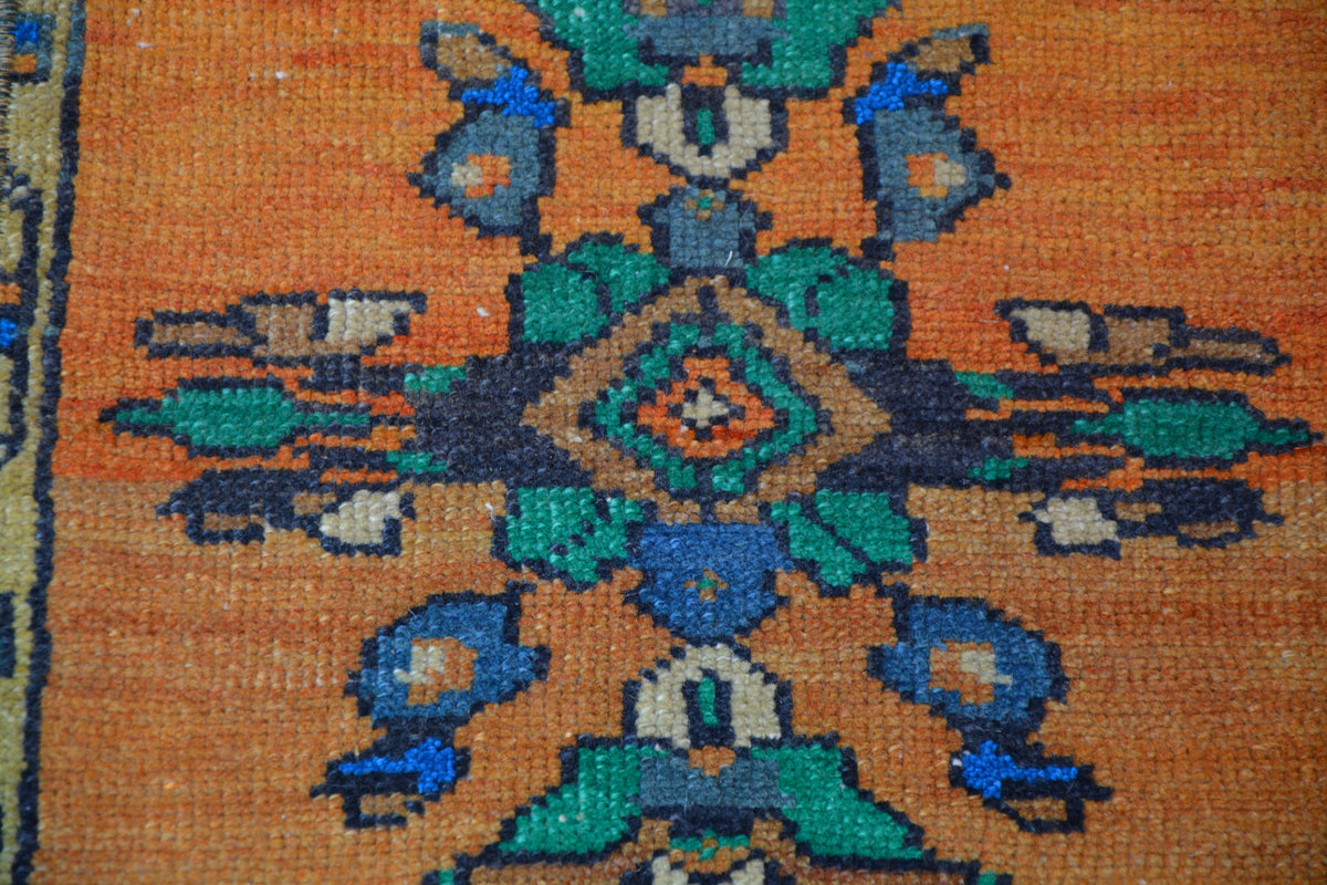 Oushak Turkish Oriental Rug, Turkish Vintage Rug, Antique Rug, Tapis Berber, Oriental Rug, Morrocan Rug,      1.3 x 3.9 Feet AG1722