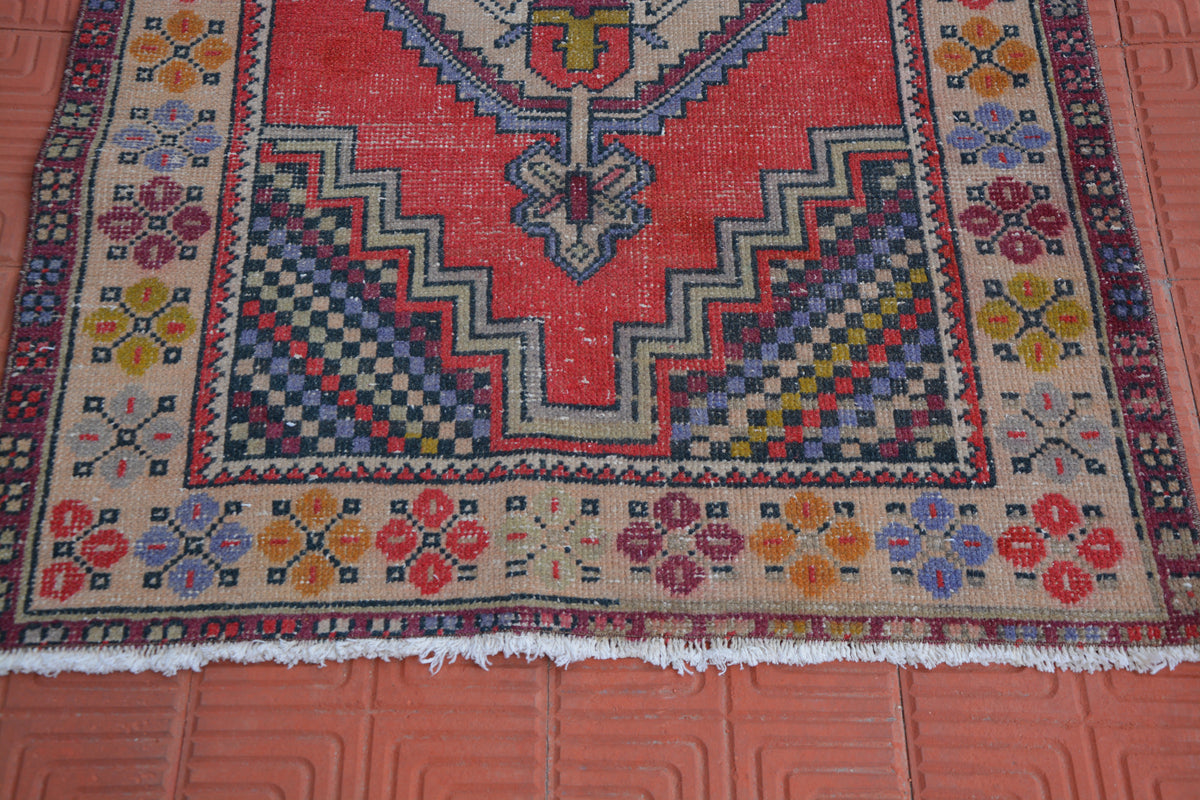 Turkish Rug, Vintage Rugs, Vintage  Ethnic Rug, Oushak Rug, Moroccan Rug, Vintage Turkish Rug, Oriental Antique Rug, 3.4 x 6.1 Feet AG1779