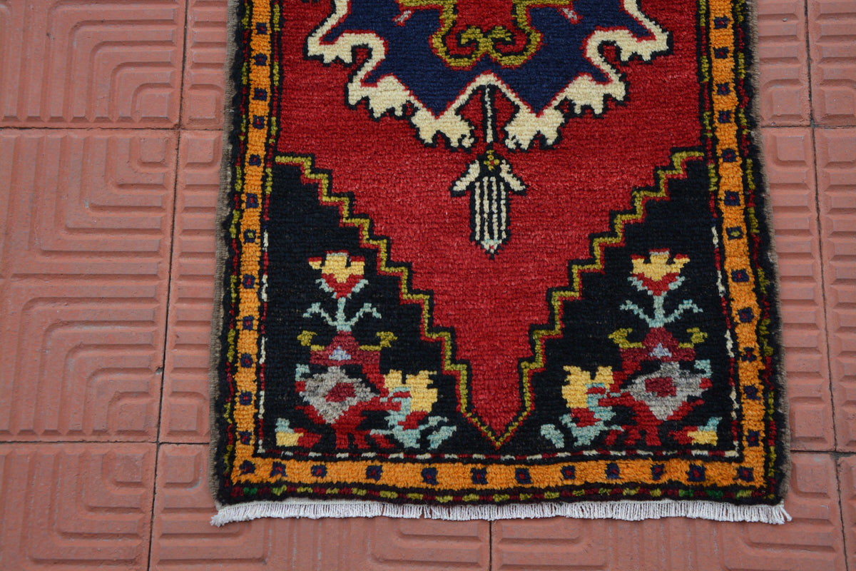 Turkish Small Rug, Boho Rug, Kilim Rug, Handwoven Rug, Kitchen Rug, Wool Rug, Aztec Rug,Vintage Turkish Rug, Faded Rug,1.6 x 3.4 Feet AG1914