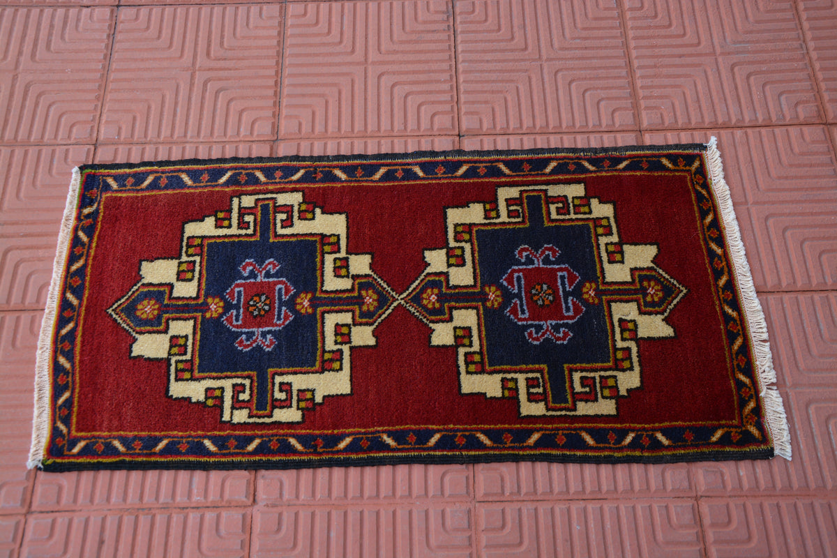 Doormat Oushak Rug, Hand Knotted Rug, Turkish Rug, Handwoven Rug, Muted Rug, Turkish Oushak Rug, Unique Rug,   1.6 x 3.3 Feet AG1893