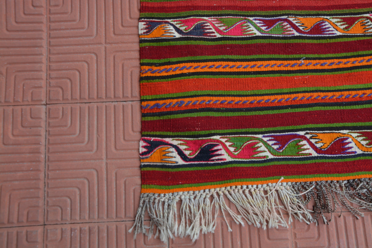 Turkish Rug, Handmade Kilim Rug, Tribal Rug Kilim, Gift Rug, Nomadic Kilim, Hand Woven Rug, Large Area Rug,     4.8 x 6.1 Feet AG1964
