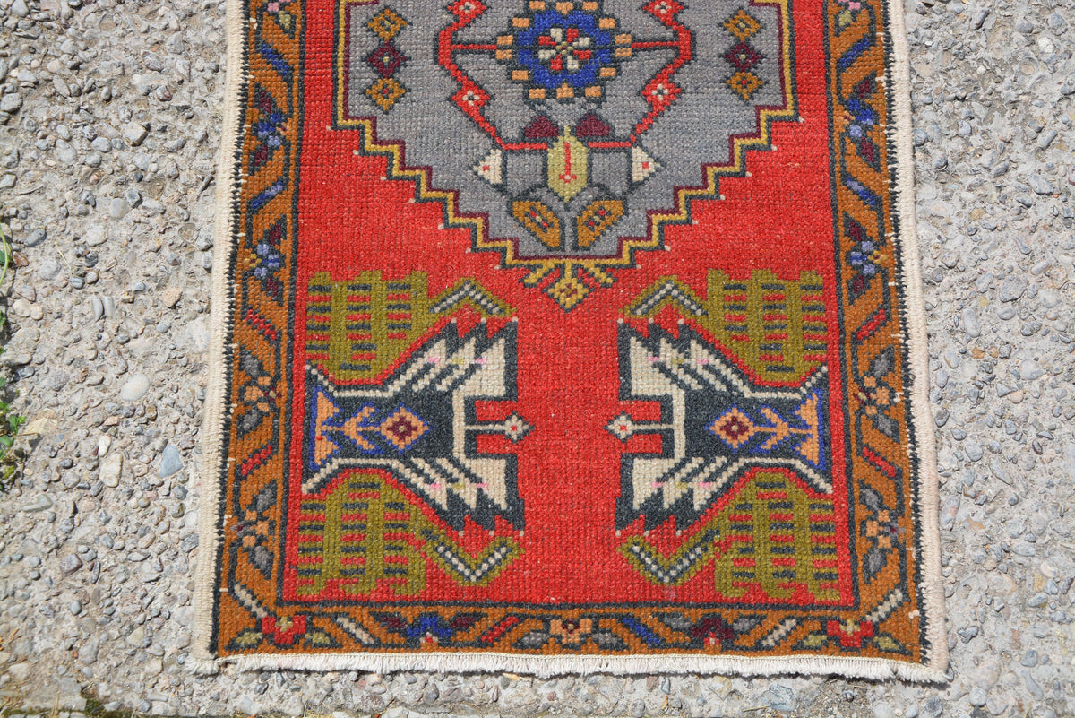 Small Turkish Rug, Oushak Rug, Wool Rug, Oushak Rug, Handmade Rug, Area Rug, Rug, Bohemian Rug, Kilim Rug,   1.8 x 3.1 Feet LQ053