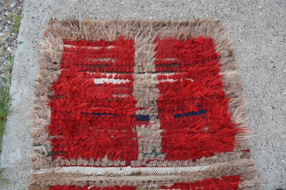 Red Small Oushak Rug, Small Vintage Rug, Small Entry Rug, Turkish Tulu Rug, Turkish Rug, Vintage Rug, Antique Rug,   2.4 x 3.9 Feet LQ281