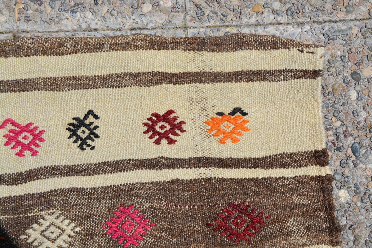 Turkish Handwoven Rug, Vintage Small Rug, Oushak Rug, Kilim Boho Rug, Turkish  Vintage Rug, Antique Rug,     4.0 x 8.3 Feet LQ229