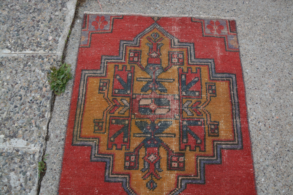 Doormat  Antique Persian Rug, Small Turkish Rug, Turkish Rug, Vintage Rug, Turkish Rug, Antique Rug, Kilim Rug,   2.2 x 5.2 Feet LQ346