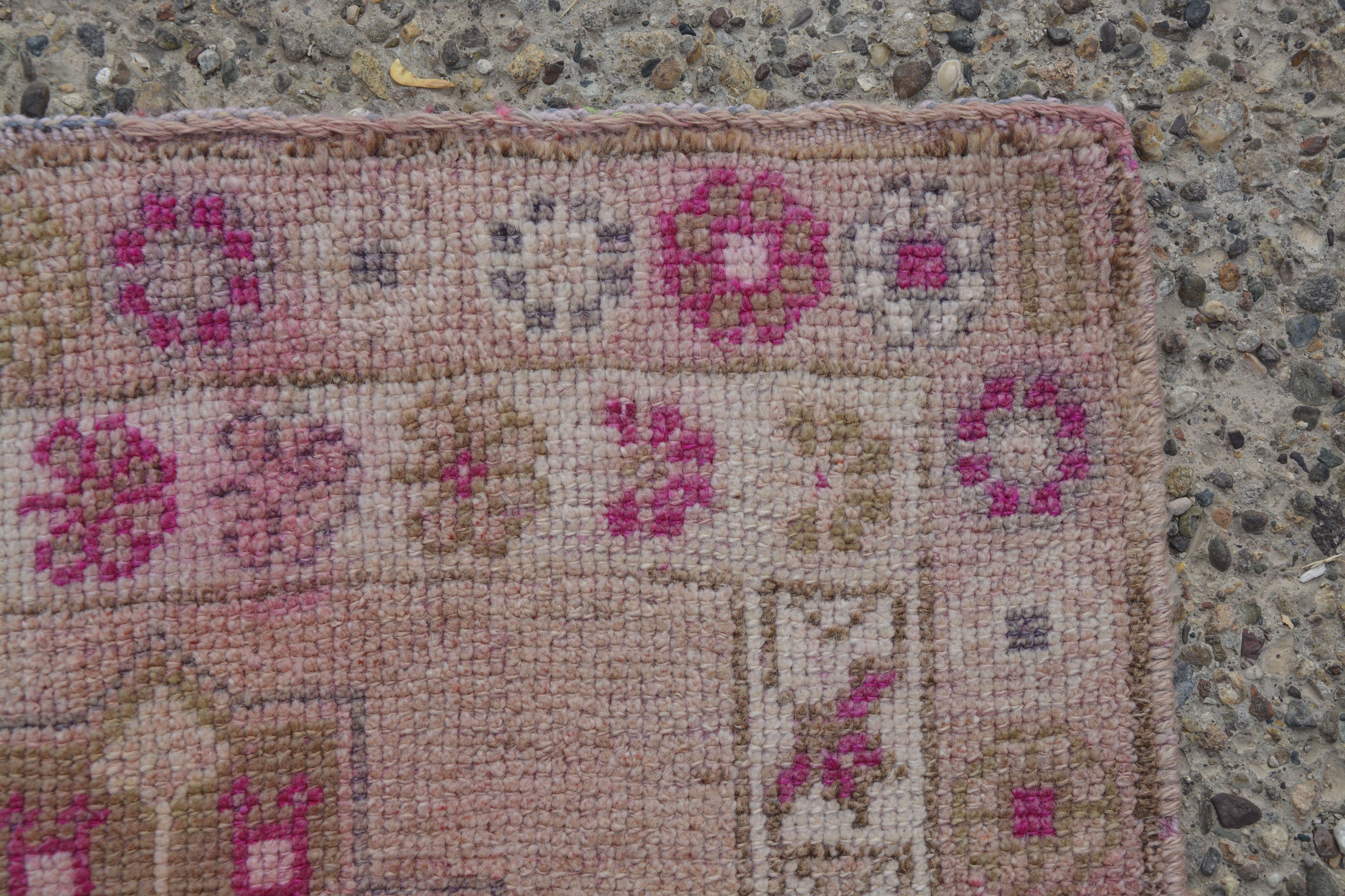 2x3 3x5 5x8 Turkish Rug Natural Beige Pink Vintage Kilim style Area & – Fame